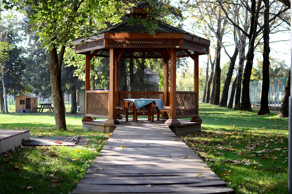 dřevěná pergola